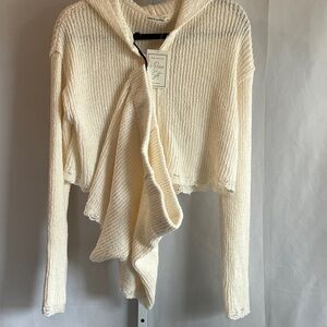 moon & madison Cream Hooded Zippered Long Sleeve Sweater with Matching Shorts